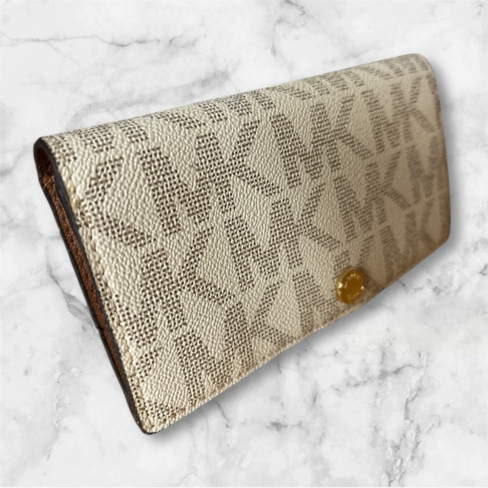 Michael Kors Jet Set large signature Wallet NWOT - Picture 6 of 13
